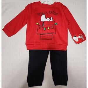 Snoopy 2 piece Christmas sweatpants and sweatshirt set 24 Month's